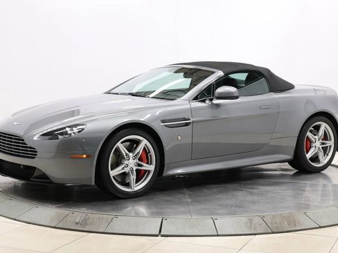 Used 2016 Aston Martin V8 Vantage S RWD image 69