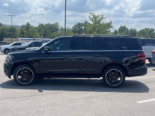 Used 2023 Ford Expedition Max Limited AWD/4WD image 7