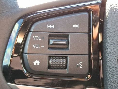 Used 2025 Honda Odyssey Elite image 18