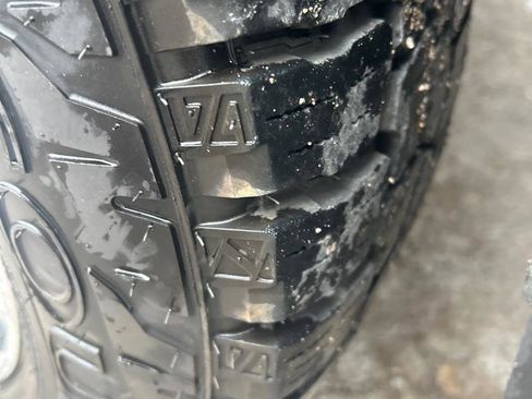 Used 2018 GMC Sierra 1500 SLT image 16