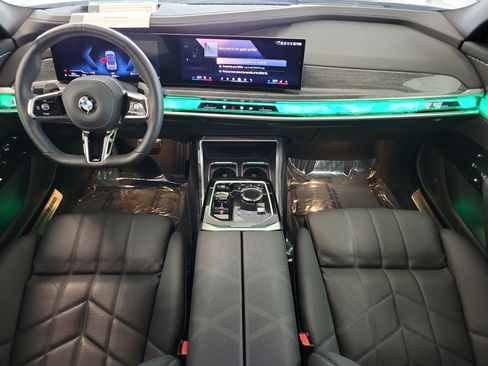 Used 2026 BMW 740i xDrive AWD/4WD image 14