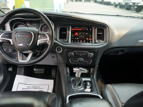 Used 2015 Dodge Charger SXT w/ AWD Plus Group image 17