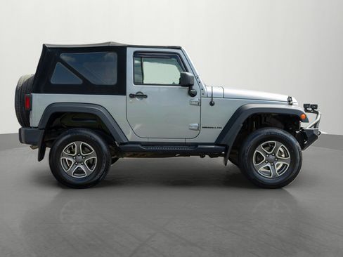 Used 2016 Jeep Wrangler Sport w/ Quick Order Package 24S AWD/4WD image 8