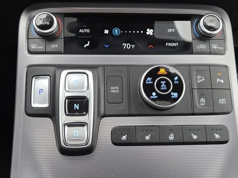 Used 2023 Hyundai Palisade Calligraphy image 33