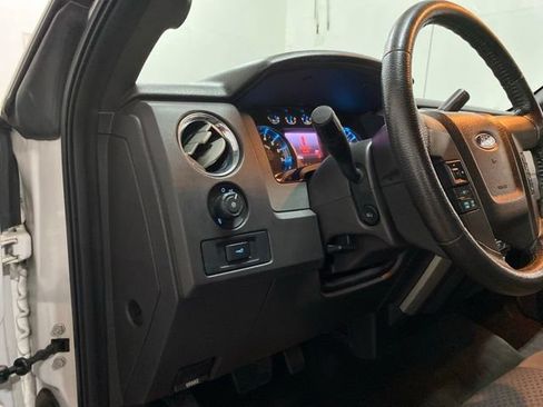 Used 2013 Ford F150 XLT w/ XLT Chrome Pkg RWD image 15