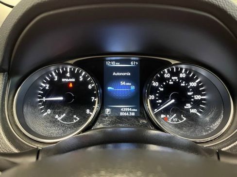 Used 2016 Nissan Rogue S image 23