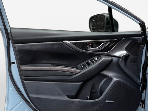 Used 2019 Subaru Crosstrek 2.0i Limited w/ Moonroof Package w/Navigation AWD/4WD image 14