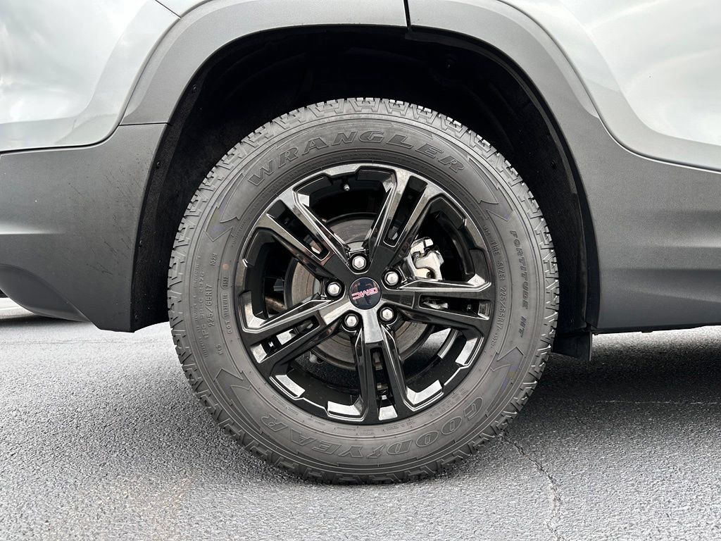 Certified 2023 GMC Terrain AT4 w/ Tech Package AWD/4WD image 47