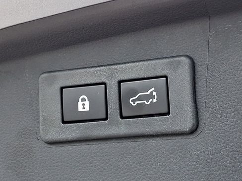Used 2024 Subaru Outback Limited AWD/4WD image 31