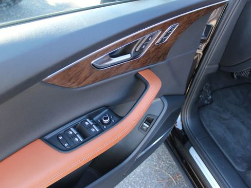 New 2025 Audi Q7 3.0T Prestige image 25