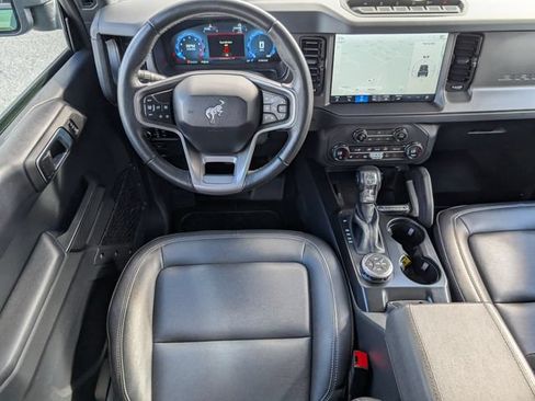 Used 2025 Ford Bronco Badlands AWD/4WD image 6