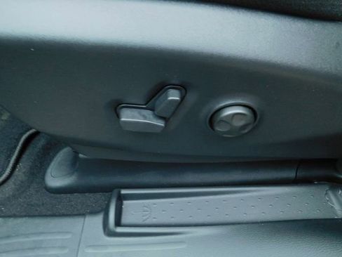 New 2026 Chrysler Voyager LX image 20