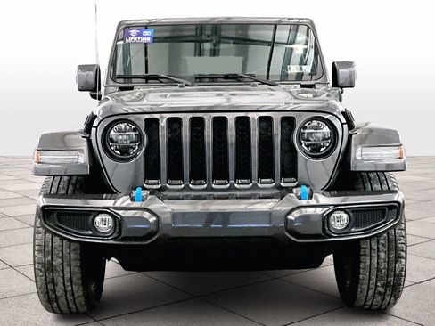 Used 2021 Jeep Wrangler Unlimited Sahara image 3