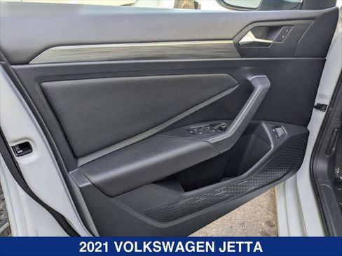 Used 2021 Volkswagen Jetta SEL FWD image 10