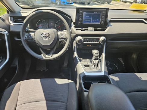 Used 2019 Toyota RAV4 LE w/ All Weather Liner Package AWD/4WD image 11