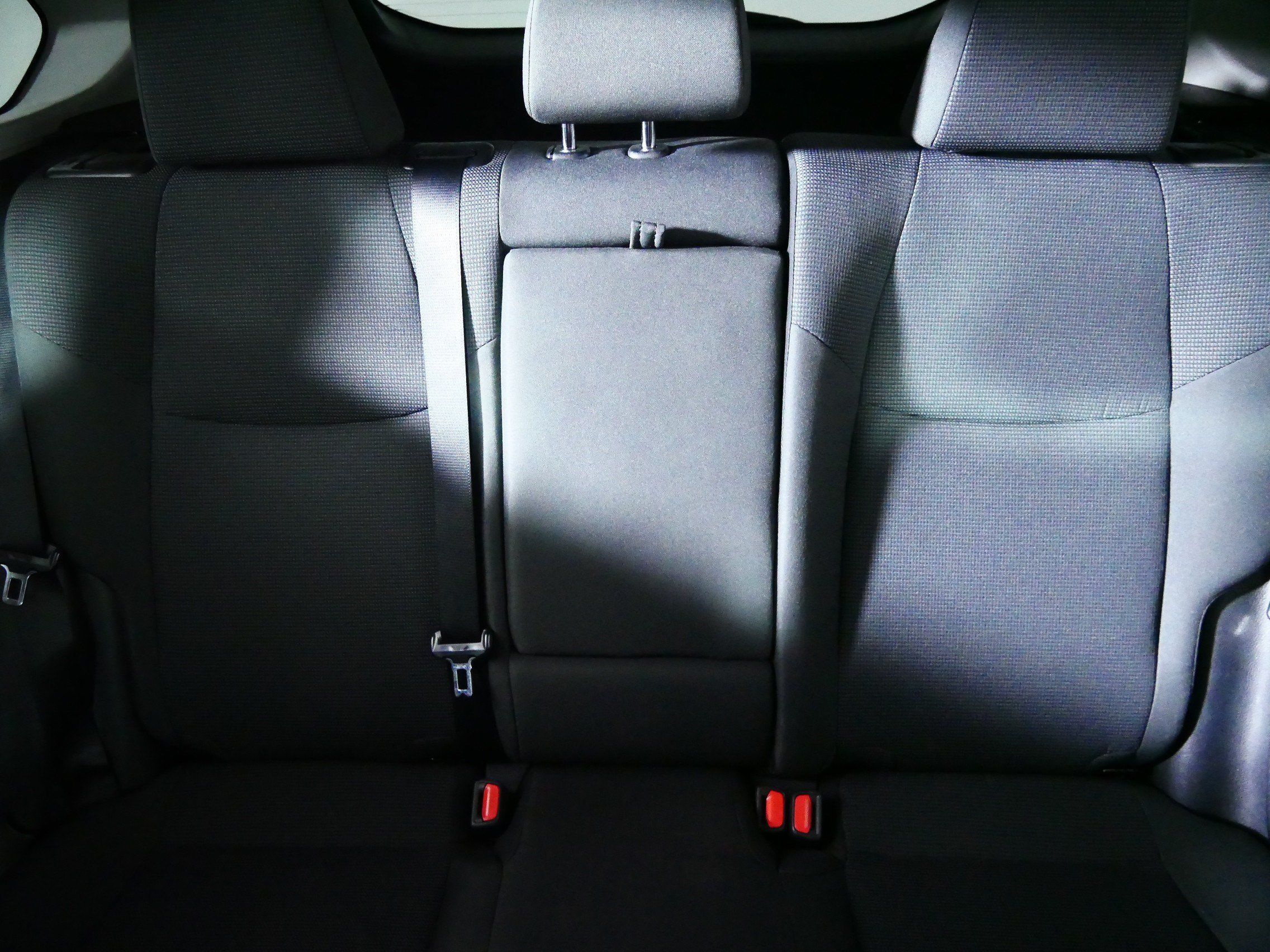 Used 2022 Toyota RAV4 LE AWD/4WD image 13