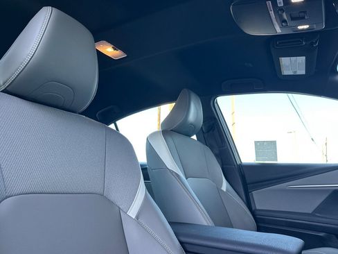 Certified 2025 Toyota Camry SE image 16