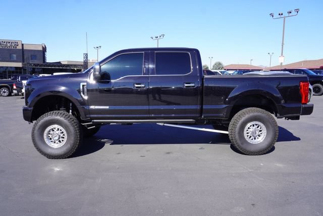 Used 2019 Ford F350 Platinum w/ Platinum Ultimate Package AWD/4WD image 2