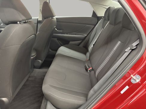 Used 2023 Hyundai Elantra SEL w/ Convenience Package image 12