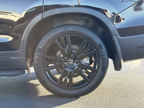 Used 2022 Honda Pilot Black Edition image 8