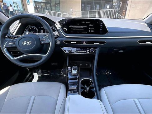 Certified 2023 Hyundai Sonata SEL FWD image 11