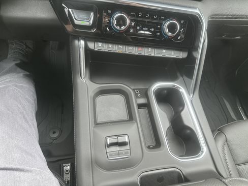 New 2026 GMC Sierra 3500 Denali w/ Denali Reserve Package image 24