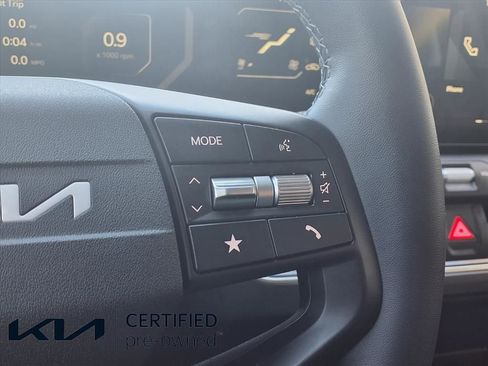 Certified 2025 Kia K4 EX image 14