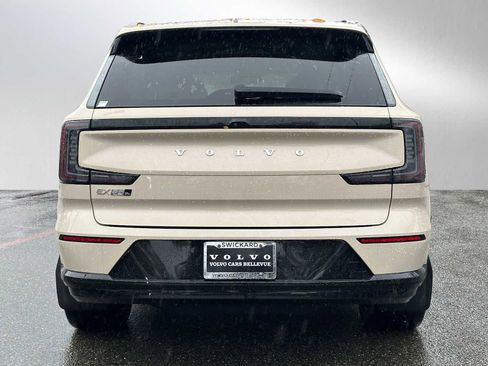 New 2025 Volvo EX90 Ultra w/ Protection Package Premier image 4