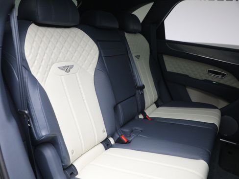 Certified 2021 Bentley Bentayga Speed image 32