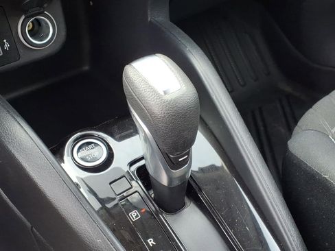 Used 2022 Nissan Kicks S FWD image 20