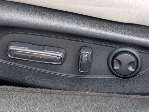 Certified 2023 Honda Accord EX image 16