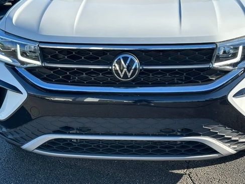 Used 2023 Volkswagen Taos SEL AWD/4WD image 7