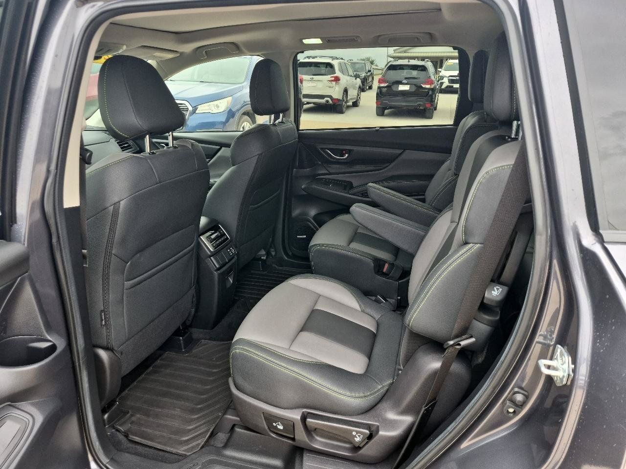 Used 2023 Subaru Ascent Onyx Edition Limited AWD/4WD image 13