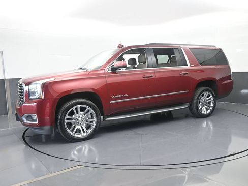 Used 2019 GMC Yukon XL SLT w/ Premium Edition RWD image 2