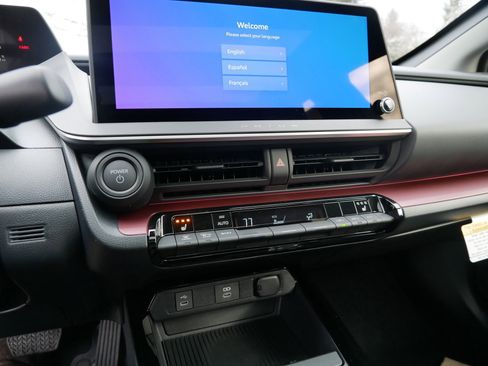 New 2026 Toyota Prius Plug-In Hybrid image 10