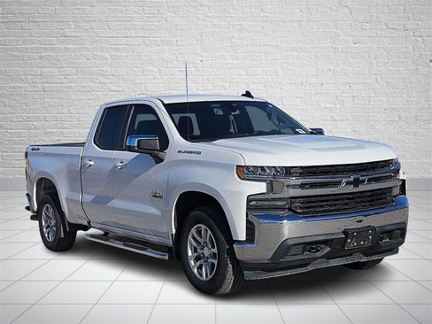 Used 2019 Chevrolet Silverado 1500 LT w/ Texas Edition image 6