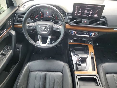 Used 2021 Audi Q5 2.0T Premium w/ Convenience Package image 16