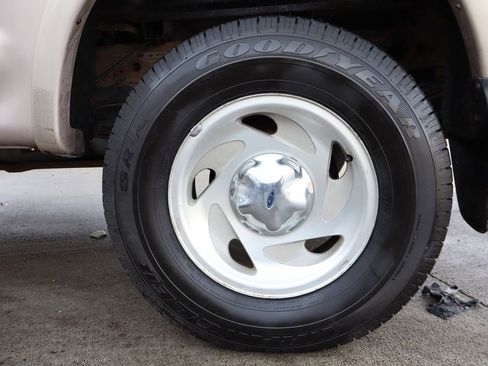 Used 1998 Ford F150 XL image 41