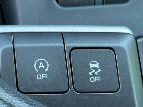 Used 2024 Toyota Grand Highlander XLE image 29