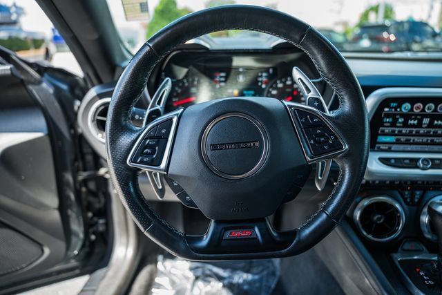 Used 2018 Chevrolet Camaro SS RWD image 31
