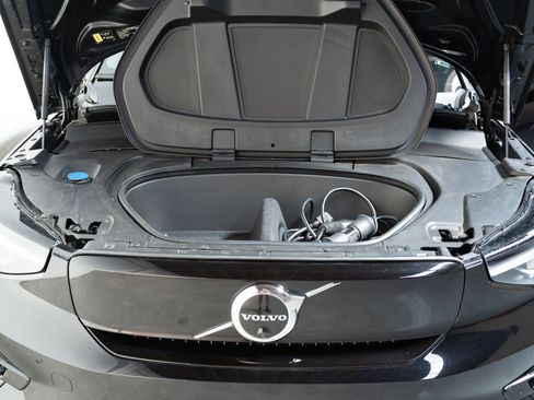 Used 2023 Volvo XC40 Recharge Plus AWD/4WD image 15