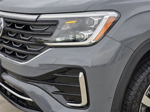 New 2025 Volkswagen Atlas SEL Premium R-Line image 6