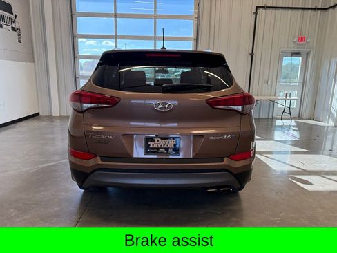 Used 2016 Hyundai Tucson Sport image 7
