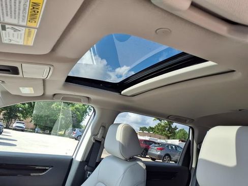 Used 2023 Honda CR-V EX-L image 12