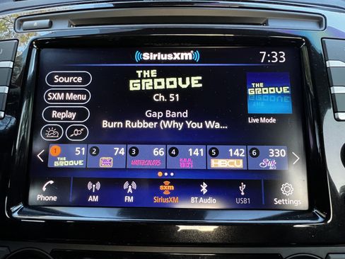 Used 2023 Nissan Maxima SR w/ Sport Mat Group image 23