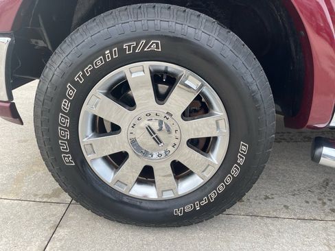 Used 2006 Lincoln Mark LT 4x4 image 17