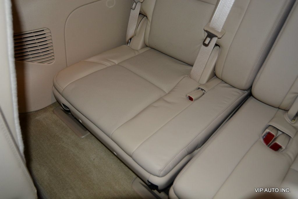 Used 2007 Cadillac Escalade AWD w/ Climate Package image 31