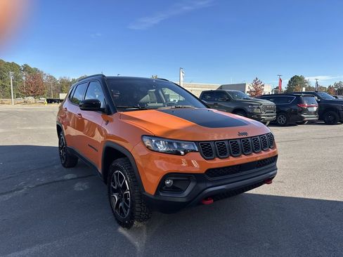 New 2026 Jeep Compass Trailhawk image 1