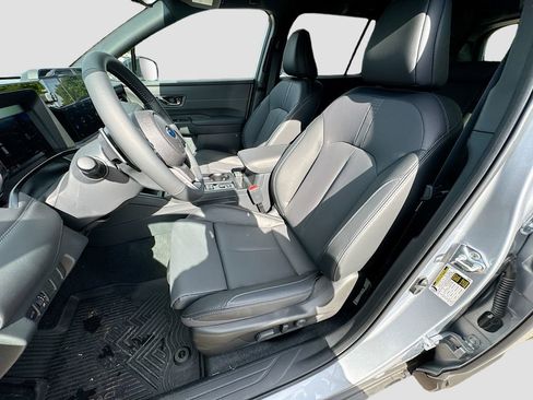 New 2026 Subaru Outback Touring AWD/4WD image 25