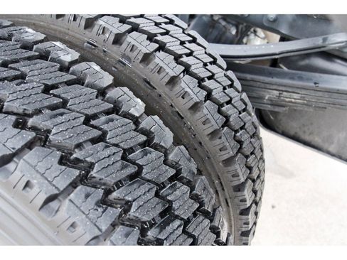 Used 2026 RAM 5500 4x4 Crew Cab w/ Laramie Trim Package image 33